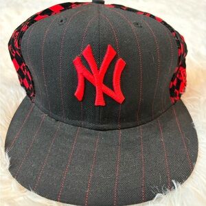 NY yankee fitted cap
New Era